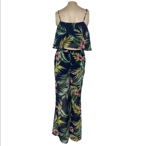 Favlux sz M, 2 piece tropical pants and top set - Picture 12 of 14